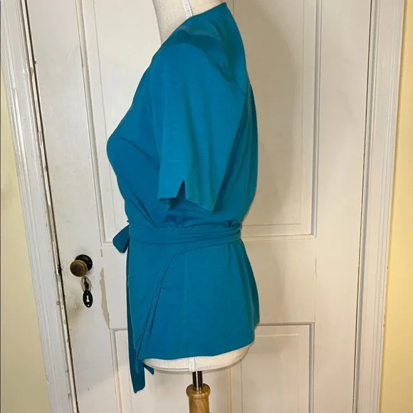 Anni Kuan - Elegant Teal Wrap Top - Picture 4 of 10